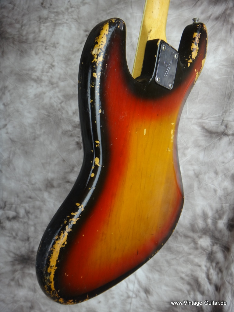 Fender-Jazz_Bass-sunburst_1973-012.JPG