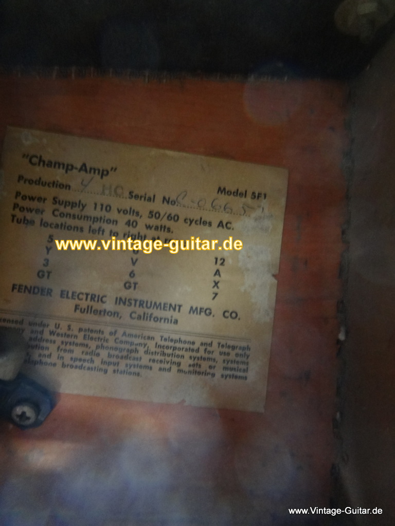 Fender_Champ_1957_Tweed-006.JPG