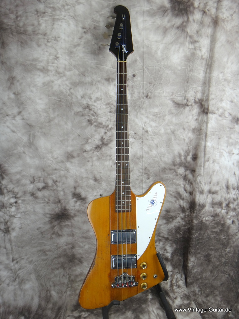 Gibson_Thunderbird_Bass_1976-001.JPG