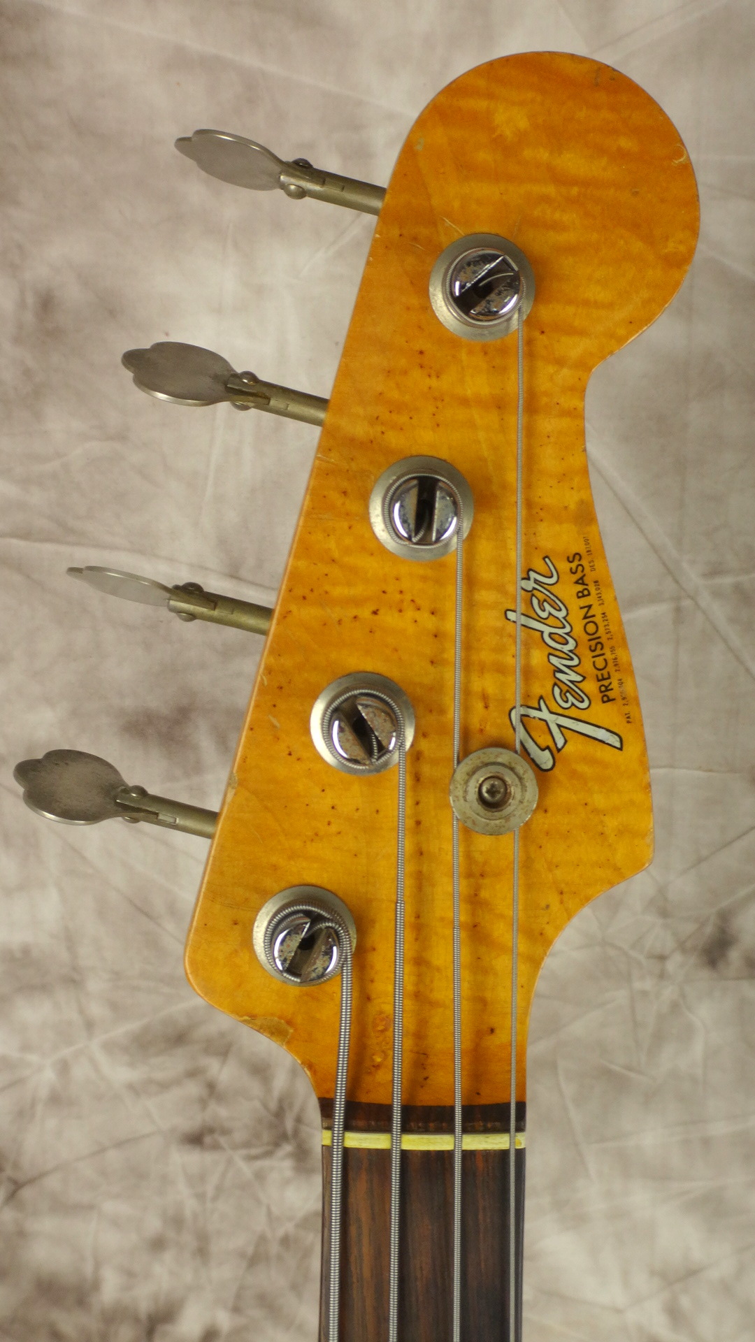 Fedner_precision-Bass-1968-refinished-shoreline-gold-003.JPG