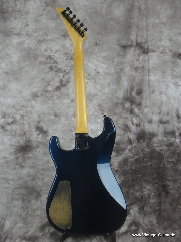 Charvel-Model-4-1986-cobalt-blue-003.JPG