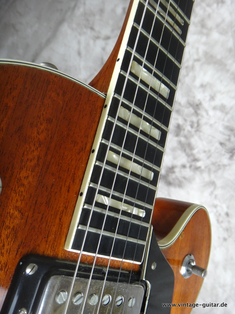 Hagstrom-Swede-1974-natural-mohagoni-011.JPG