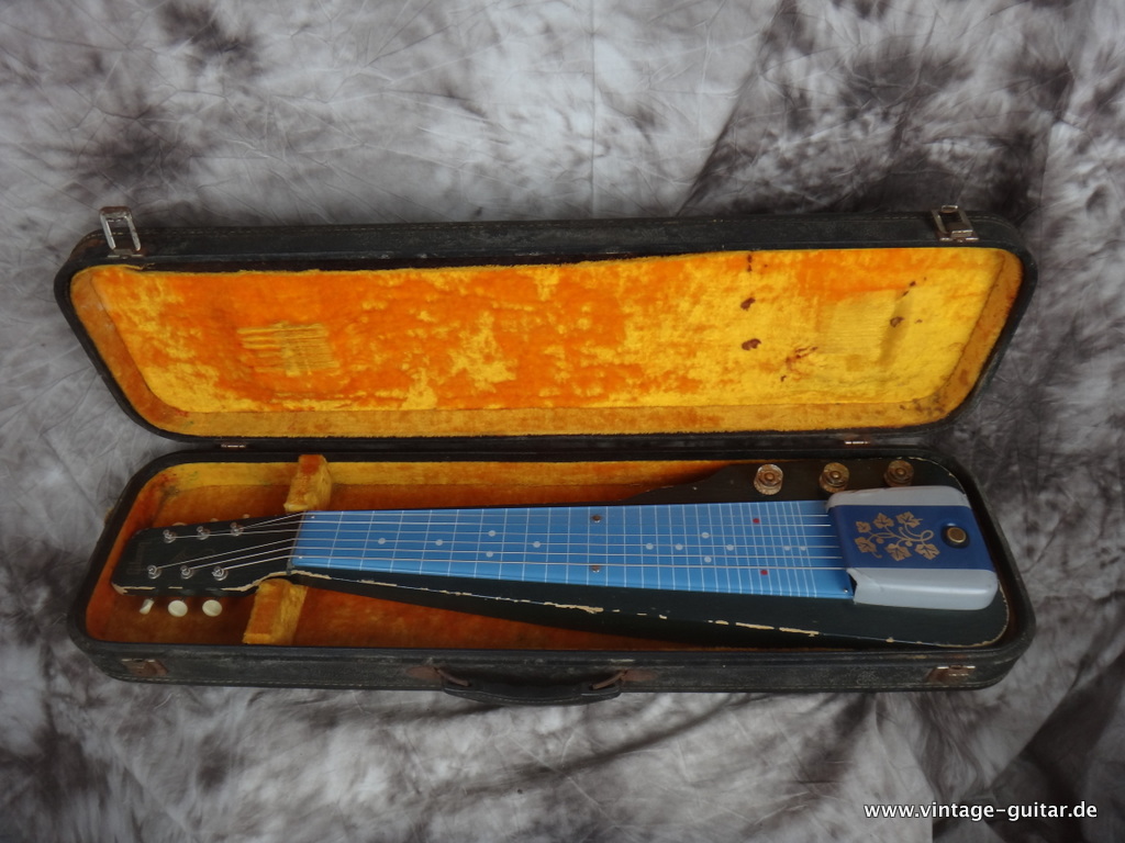 Gibson-Lapsteel-1952-royal-blue-003.JPG