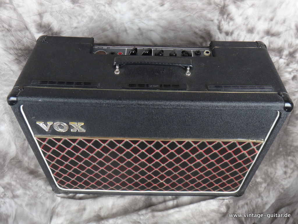 Vox-AC-10-1965-Combo-002.JPG