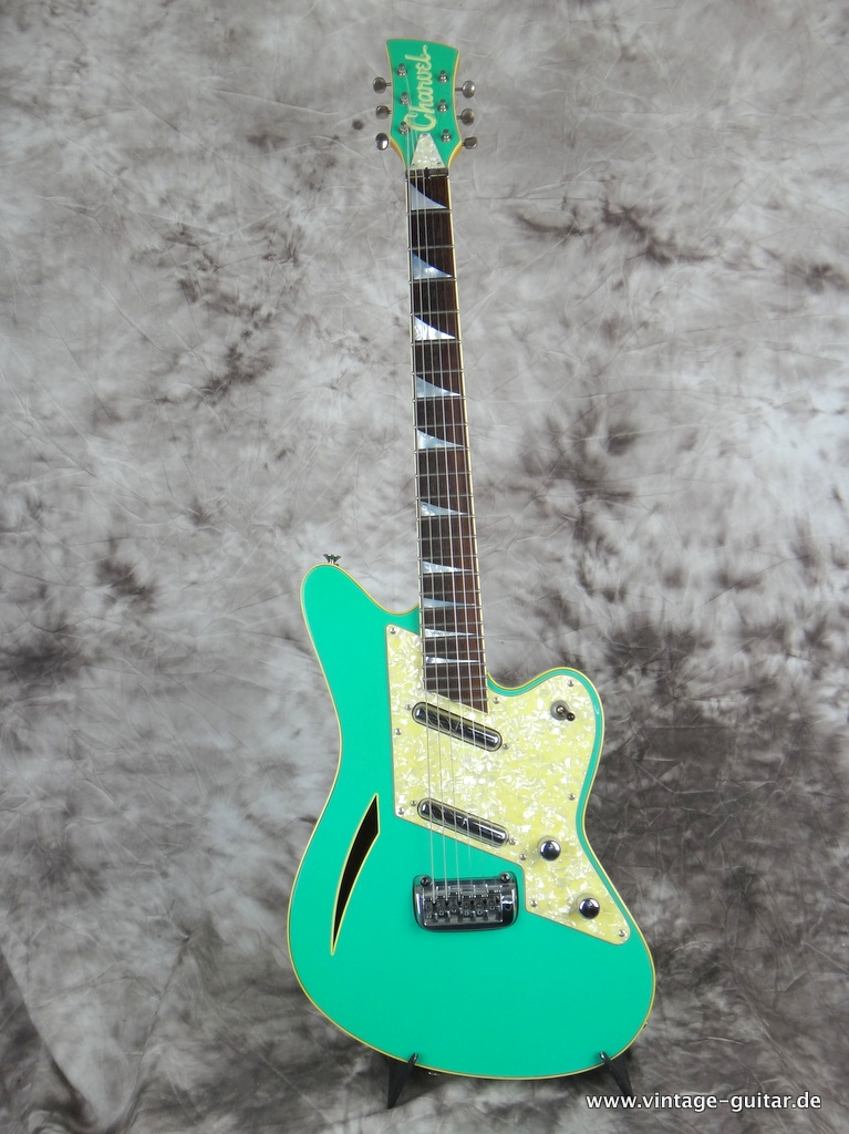 Charvel-Surfcaster-seafoam-green-1990-001.JPG