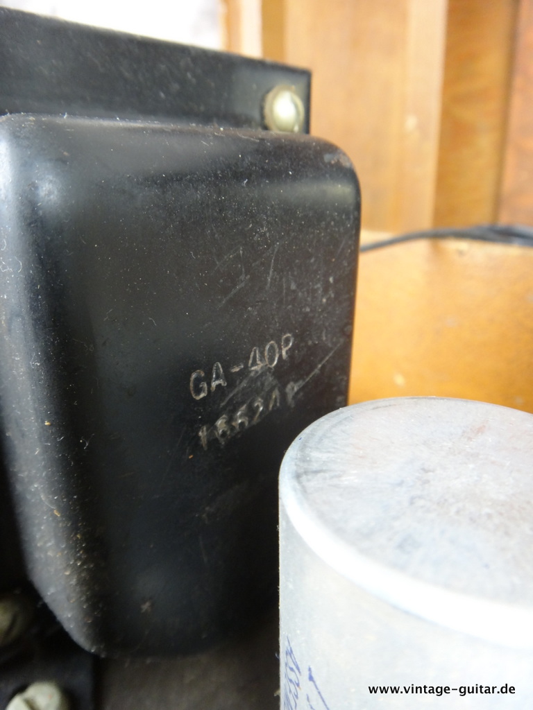 Gibson-Lae-Paul-Amp-GA-40-1952-012.JPG