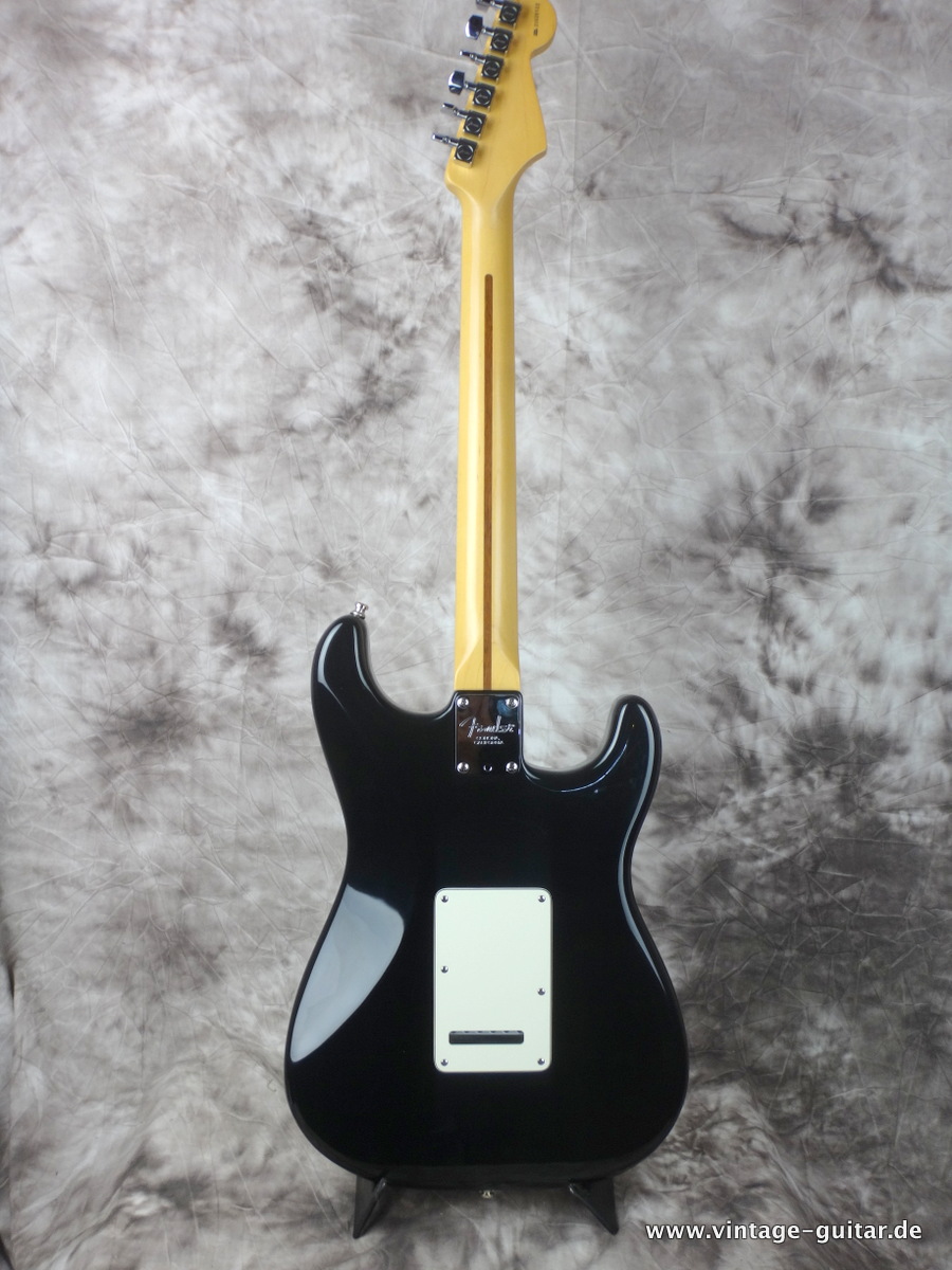 Stratocaster-fender-lefthand-black-USA-2001-duncan-amber-005.JPG