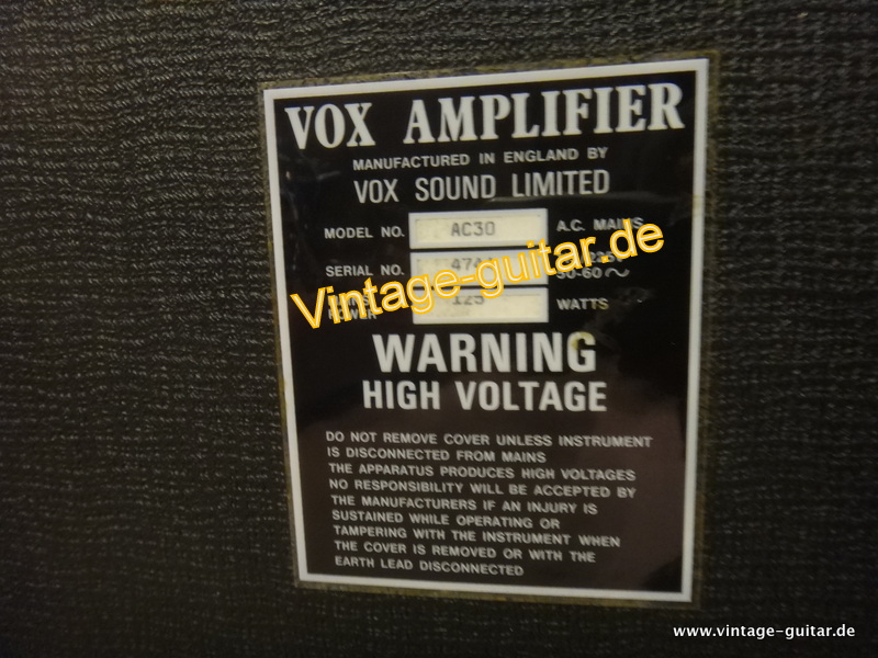 Vox-AC-30-1975-Celestions-005.JPG