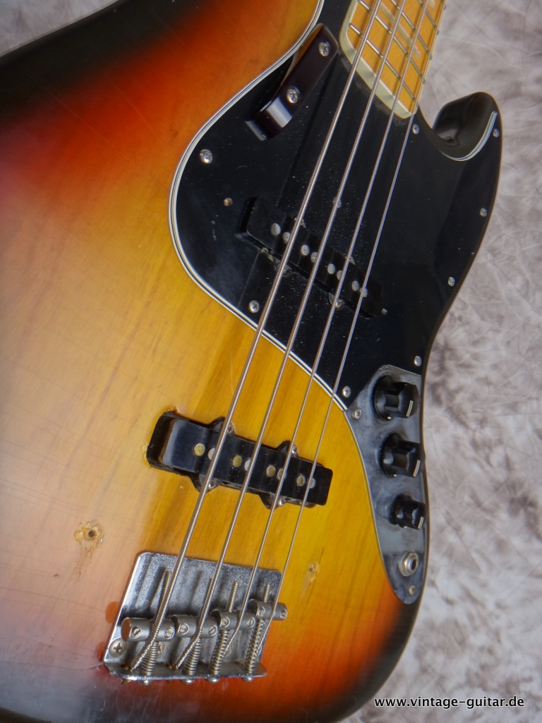 Fender_Jazz_Bass_1976_sunburst-010.JPG