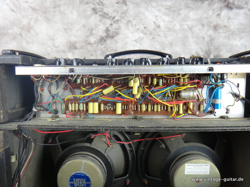 Vox-AC-30-TBR-Reverb-Fane-006.JPG