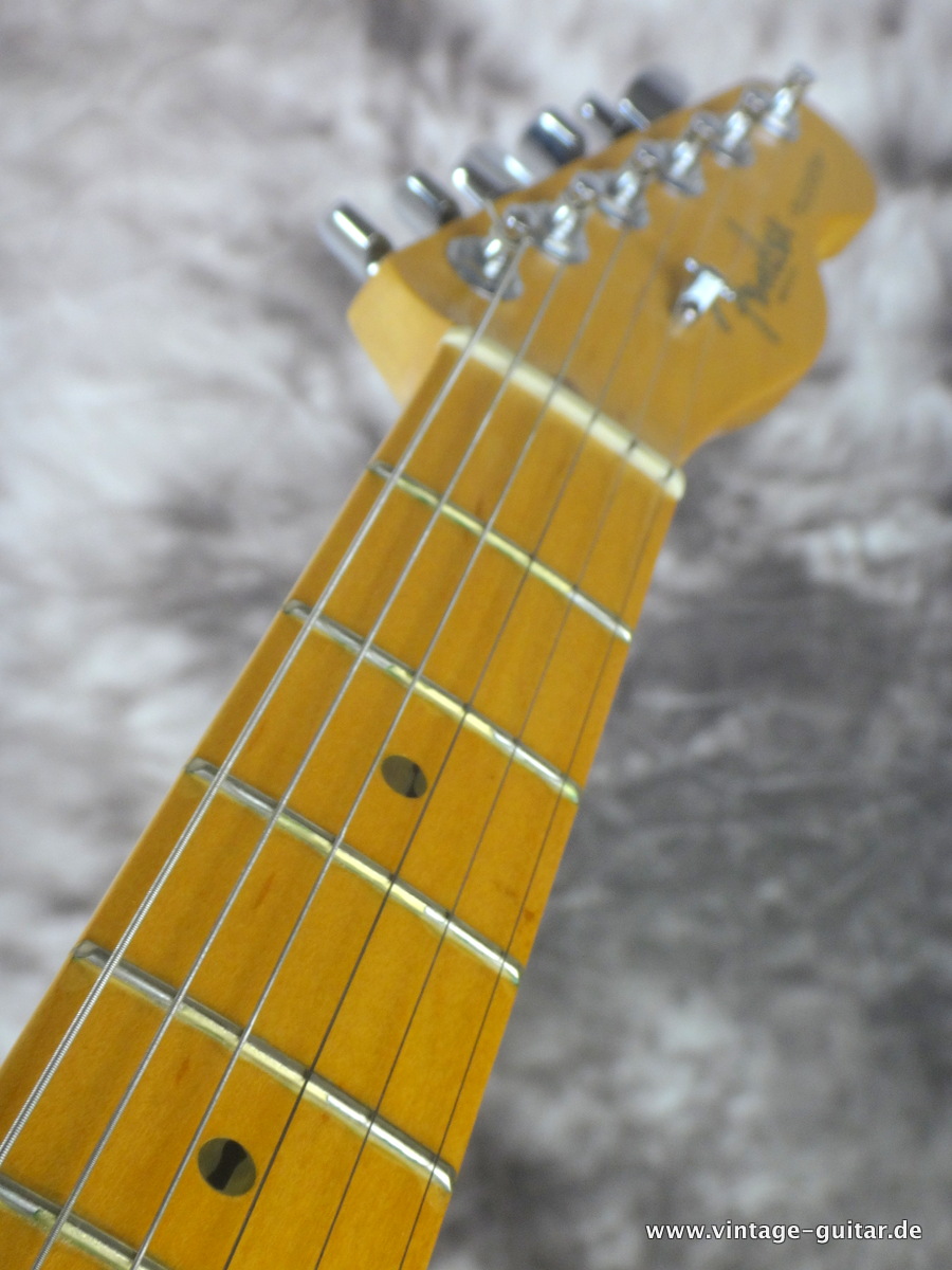 Fender-Telecaster-black_1996_b-bender-008.JPG