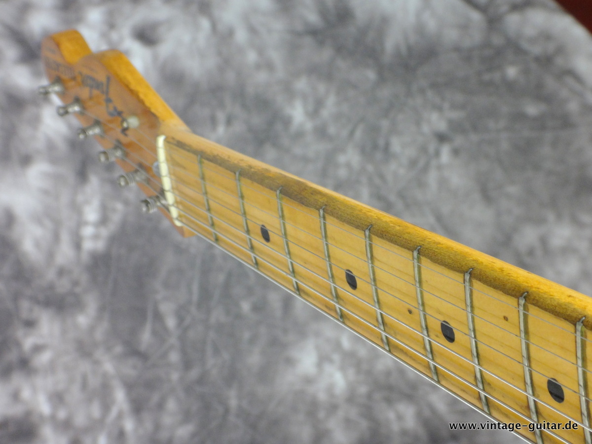 Fender_telecaster-thinline-1972-widerange-humbucker-sunburst_001-010.JPG