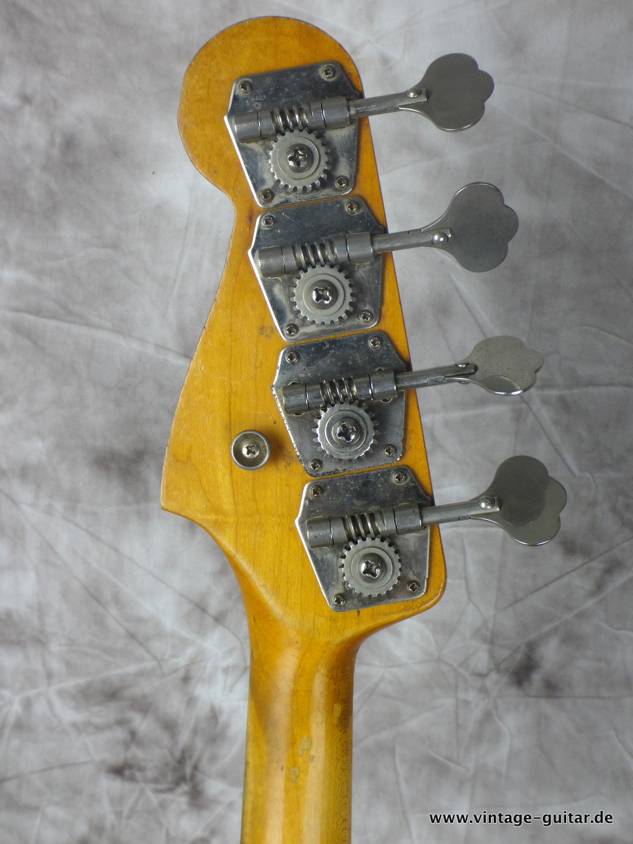 Fender_Jazz-Bass-matching-headstock-sonic-blue-1964-case-brown-refinished-006.JPG