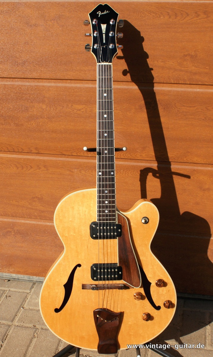 Fender-DAquisto-1985-natural-001.JPG