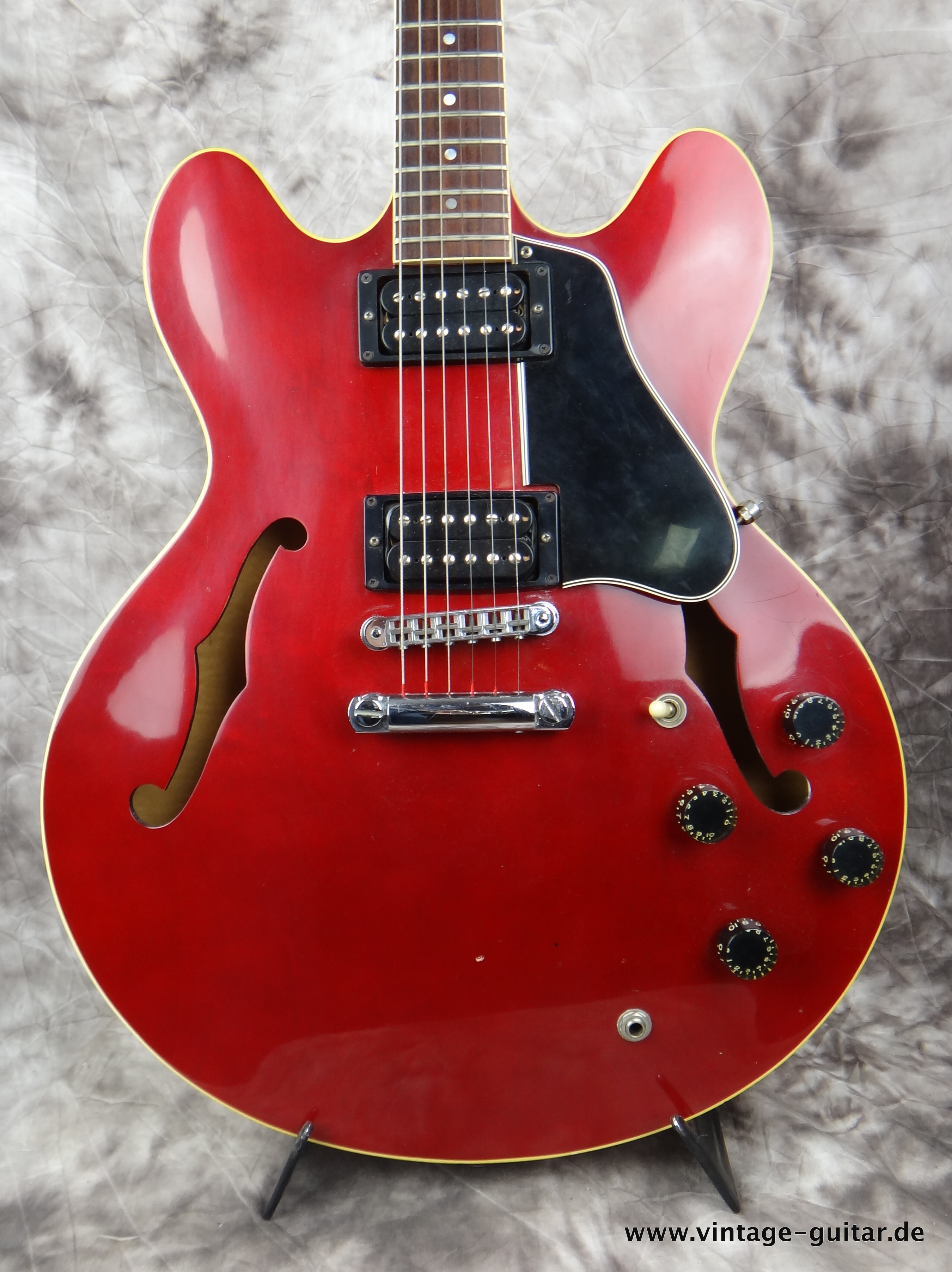 Gibson-ES-335-Pro-1980-Dirty-Finger-Pickups-002.JPG