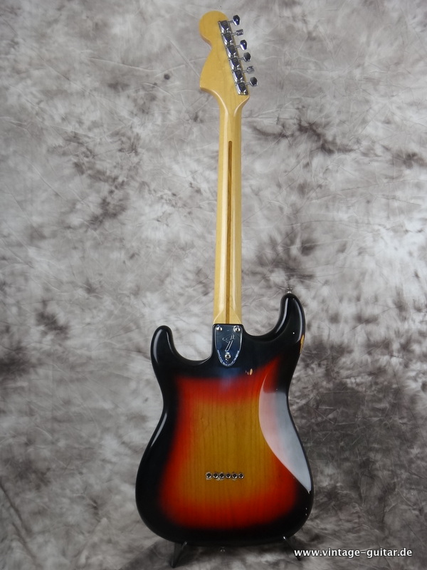Fender-Stratocaster-1980-sunburst-hardtail-003.JPG