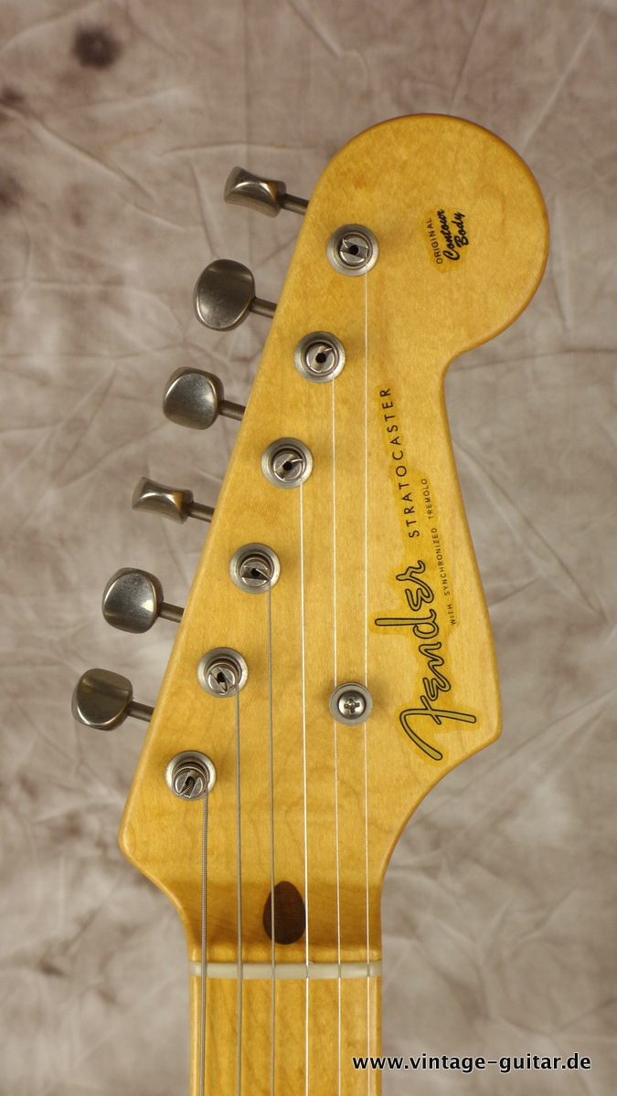 Fender-Stratocaster-1954-Custom-Shop_masterbuilt-2004-Galuszka-003.JPG