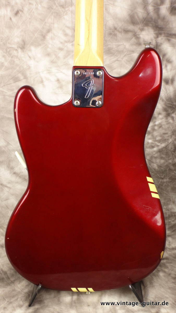 Fender-Mustang-competition-racing-stripe-candy-apple-red-CAR-005.JPG