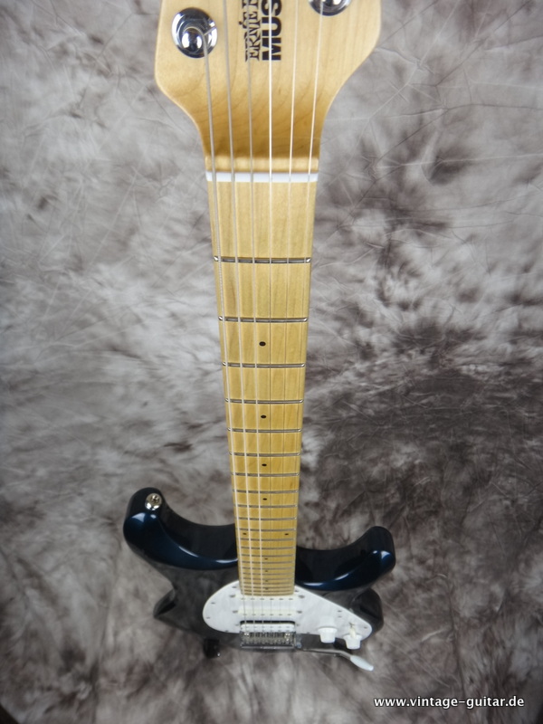 Musicman-Silhouette-Special-2013-004.JPG