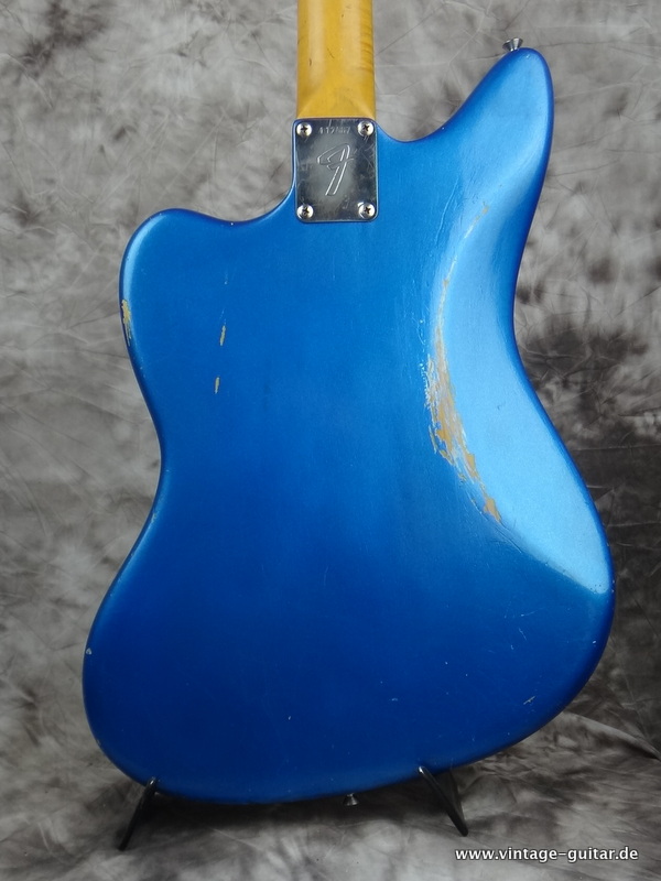 Fender-Jaguar-1966-lake-placid-blue-004.JPG