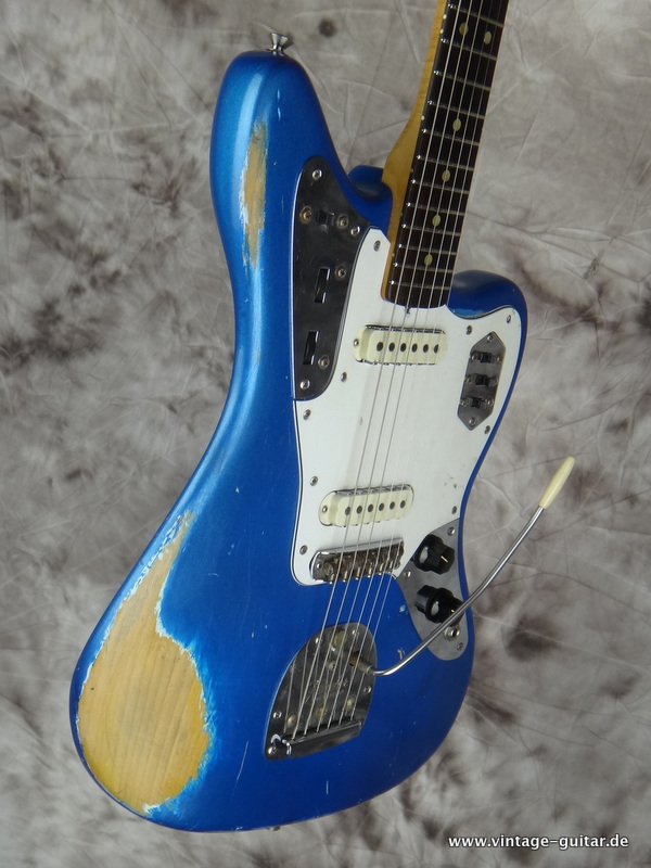 Fender-Jaguar-1966-lake-placid-blue-005.JPG