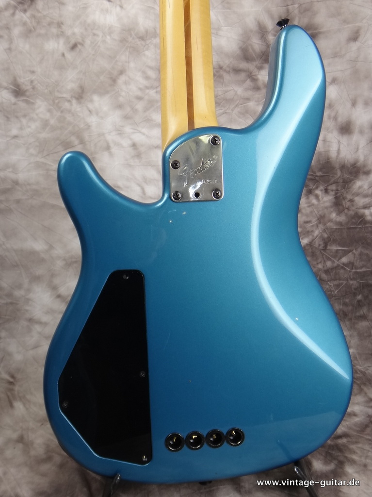 Fender-Stu-Hamm-Urge-Basss-1989-004.JPG
