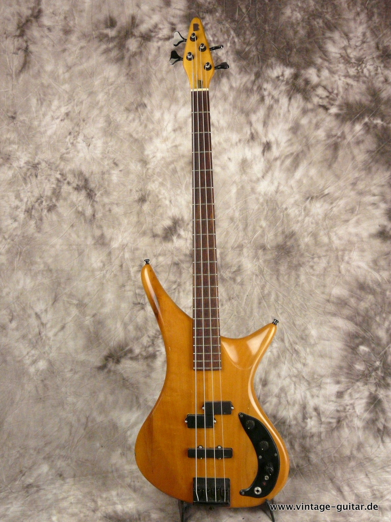Börjes-Banana-Bass-1987-001.JPG