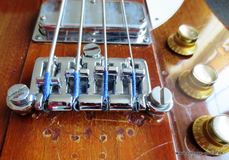 XXX-Gibson_Thunderbird-1976-004.JPG