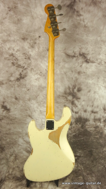 Fender-Jazz-Bass-1964-olypic-white_refinished-004.JPG