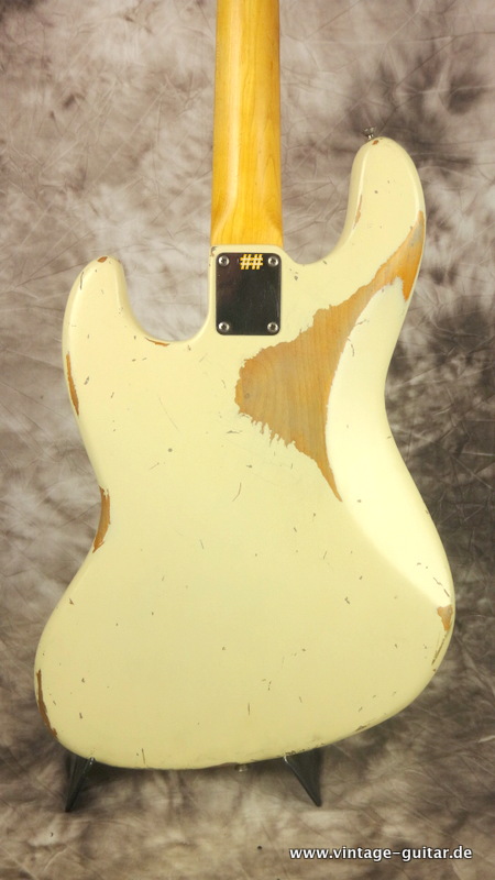 Fender-Jazz-Bass-1964-olypic-white_refinished-005.JPG