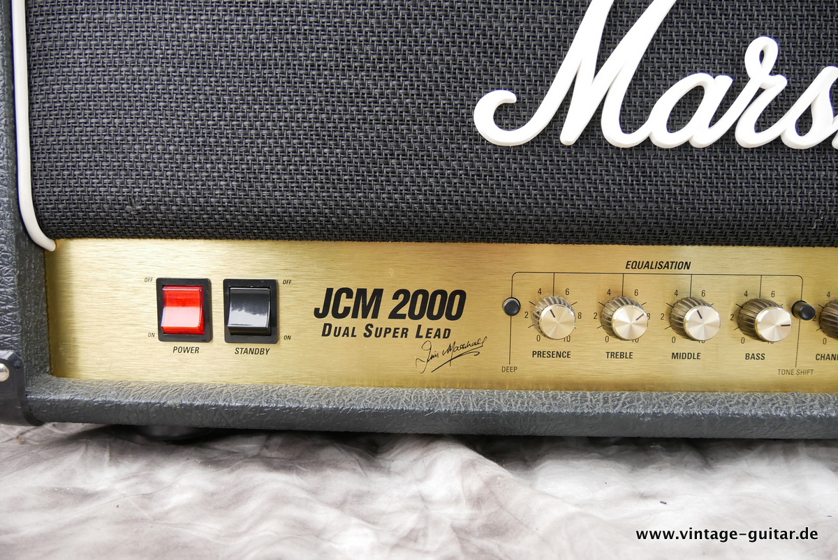 Marshall_DSL_50_JCM_2000_Top_black_2007-003.JPG