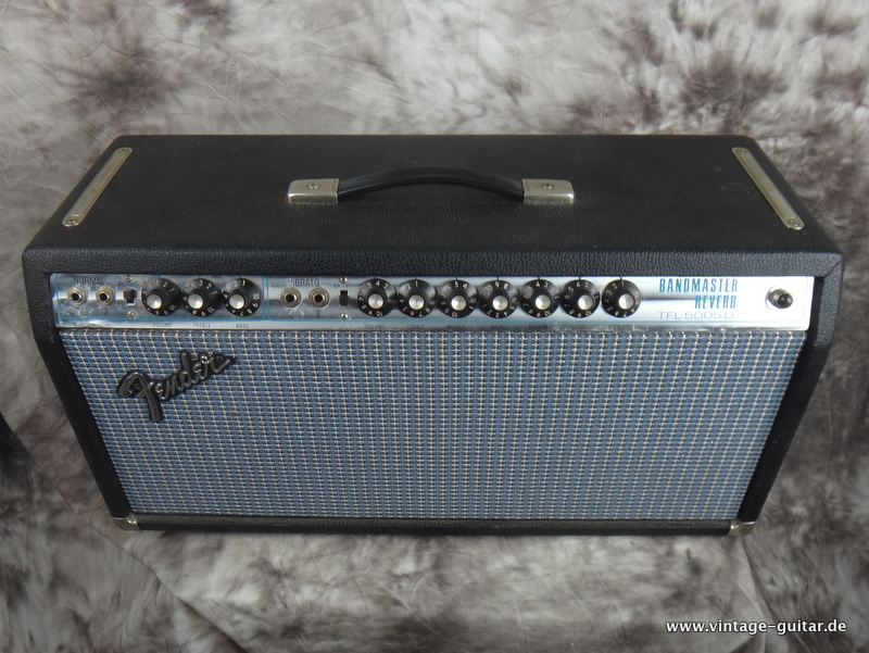 Fender-Bandmaster-Reverb-1975-top-and-cabinet-002.JPG