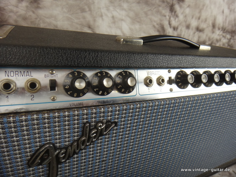 Fender-Bandmaster-Reverb-1975-top-and-cabinet-004.JPG