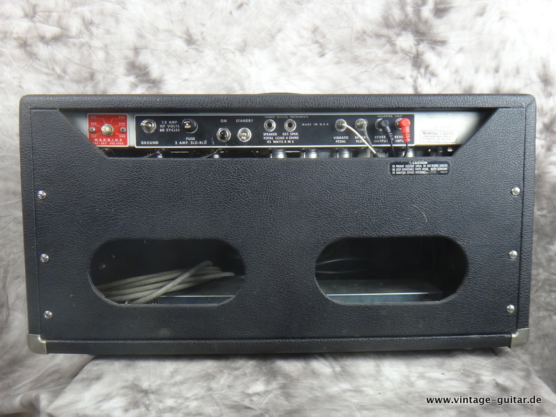 Fender-Bandmaster-Reverb-1975-top-and-cabinet-005.JPG