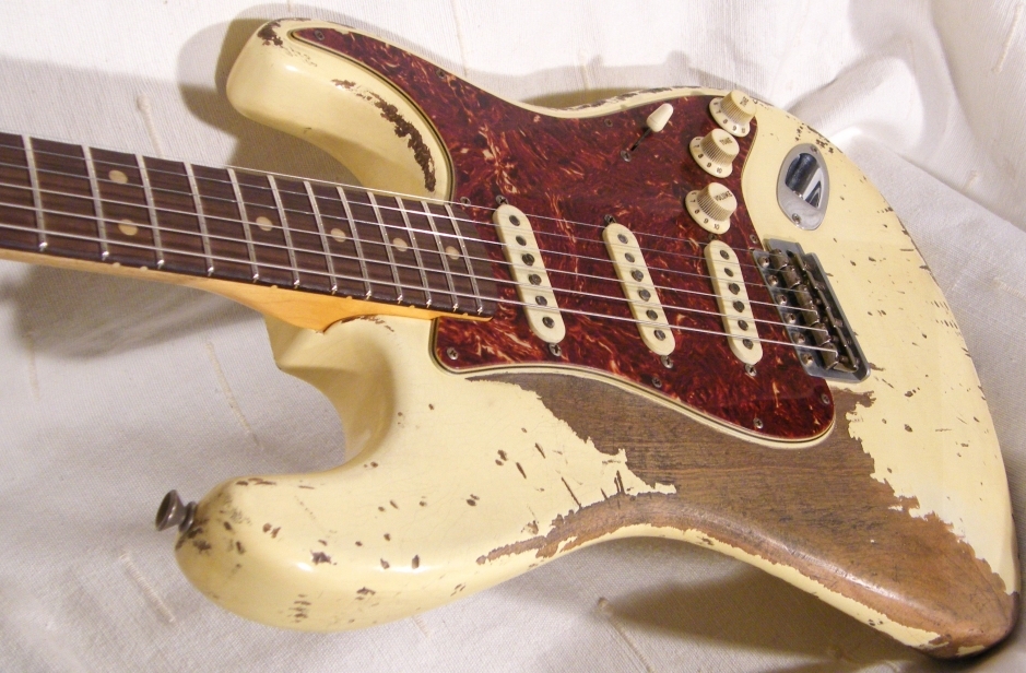 Fender_stratocaster-masterbuilt-63-1963-aged-jason-smith-005.jpg
