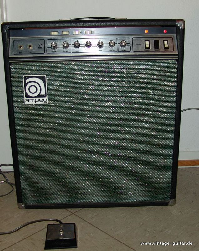 Ampeg-VT-40-1977-001.JPG
