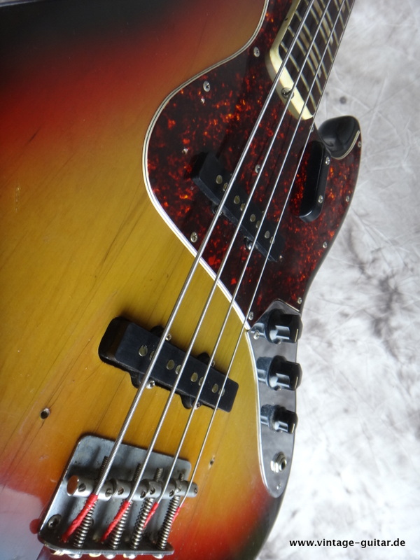 Fender-Jazz-Bass_1973_sunburst_all-original-010.JPG