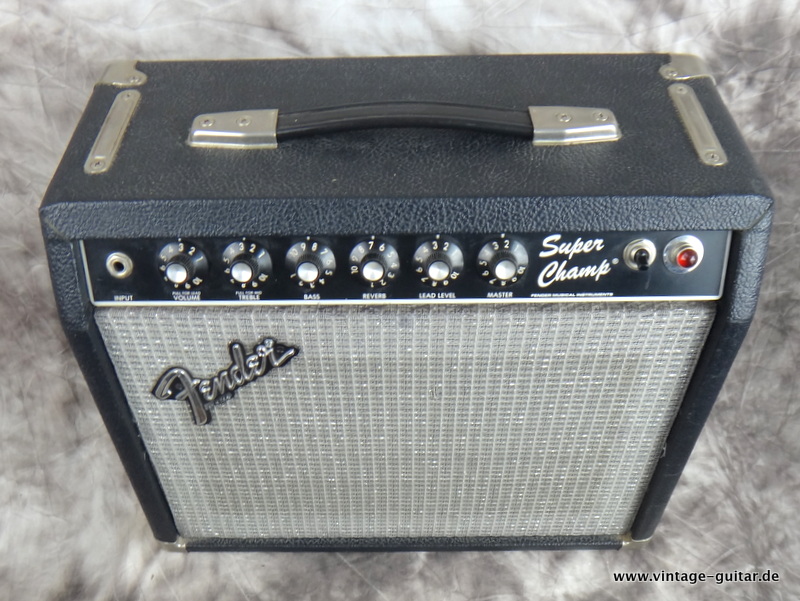 Fender-1982_Super_Champ-002.JPG