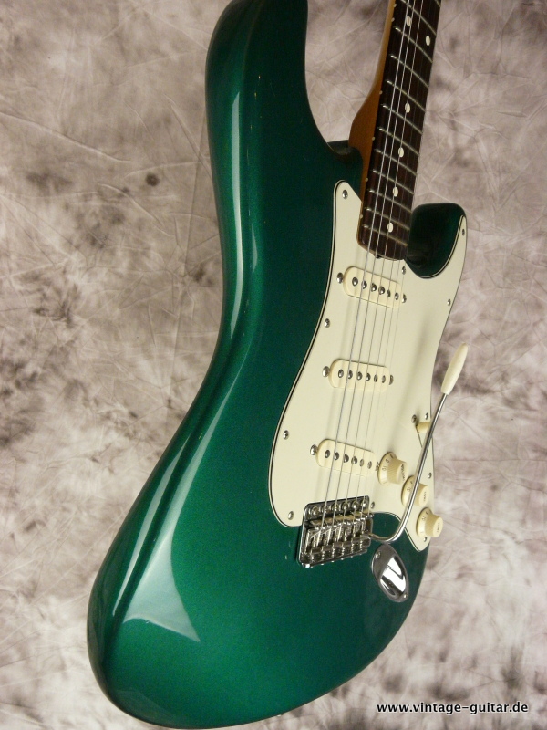 Fender-Stratocaster-62-Vintage-Reissue-sherwood-green-2006-009.JPG