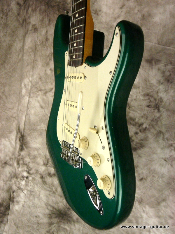 Fender-Stratocaster-62-Vintage-Reissue-sherwood-green-2006-010.JPG
