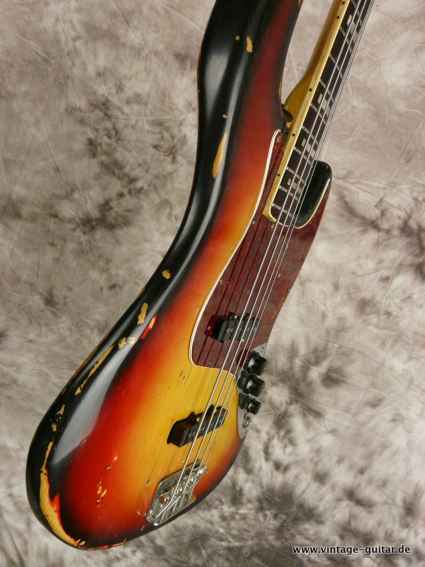 Fender_Jazz_Bass_1972_sunburst-012.JPG
