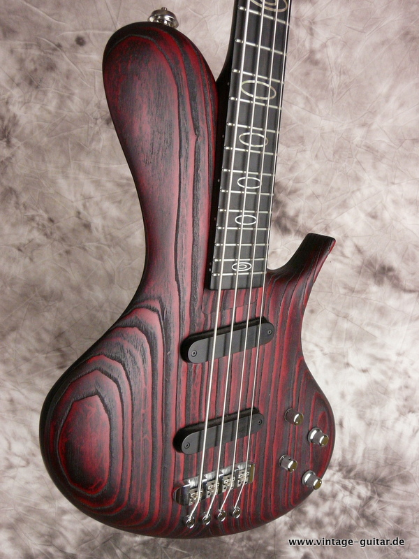 Ritter-Bass-R8-Singlecut-sandblasted-006.JPG