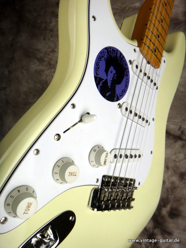 Fender-Stratocaster-Hendrix-1997-010.JPG