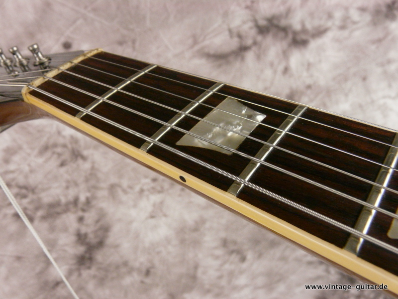 img/vintage/2414/Gibson_Les_Paul_Goldtop-_1971_1957_1954-reissue-018.JPG