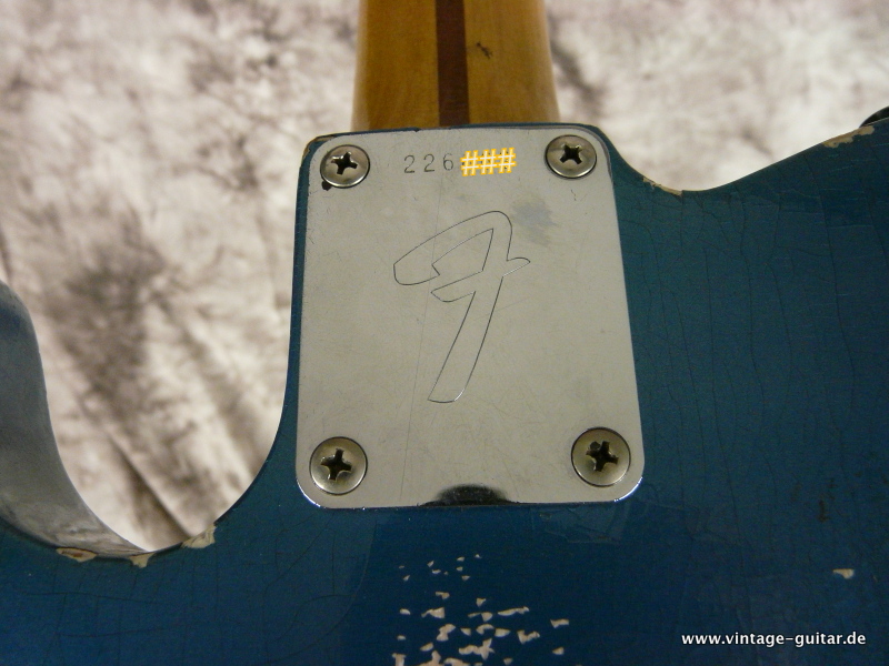 Fender-Telecaster-1969-lake-placid-blue-008.JPG