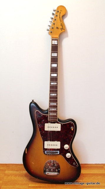 Jazzmaster_Fender-1971-sunburst-001.jpg