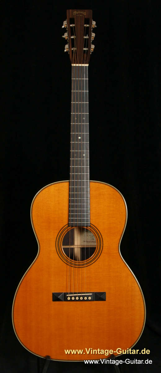 Martin_00028_1996_Limited_Edition_12-Fret-001.jpg