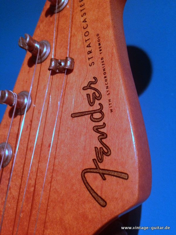 Fender_Stratocaster-1984-Fullerton-Vintage-50s-Reissue-olympic-white-002.JPG
