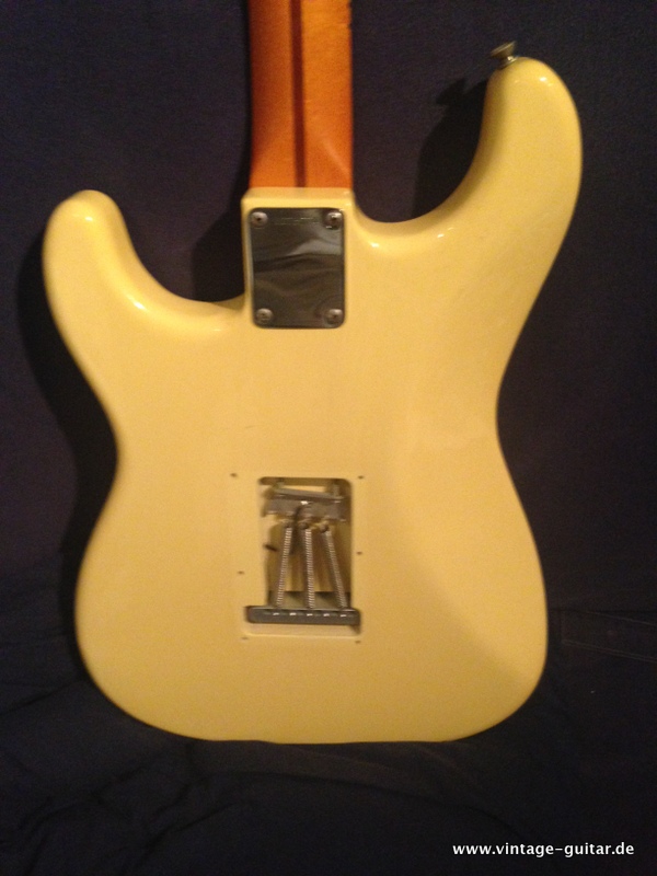 Fender_Stratocaster-1984-Fullerton-Vintage-50s-Reissue-olympic-white-005.JPG