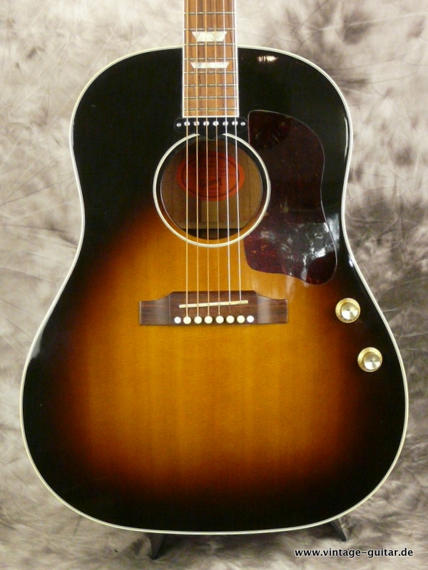 Gibson-J-160E-Beatles-2006-002.JPG